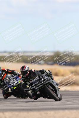 media/Nov-16-2025-Race Pace (Sun) [[8c5fa54630]]/Verified Riders/9-Turn 16 (150pm)/